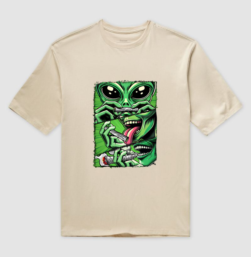 Alien Smoking Oversized