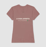 A vida aperta eu acendo